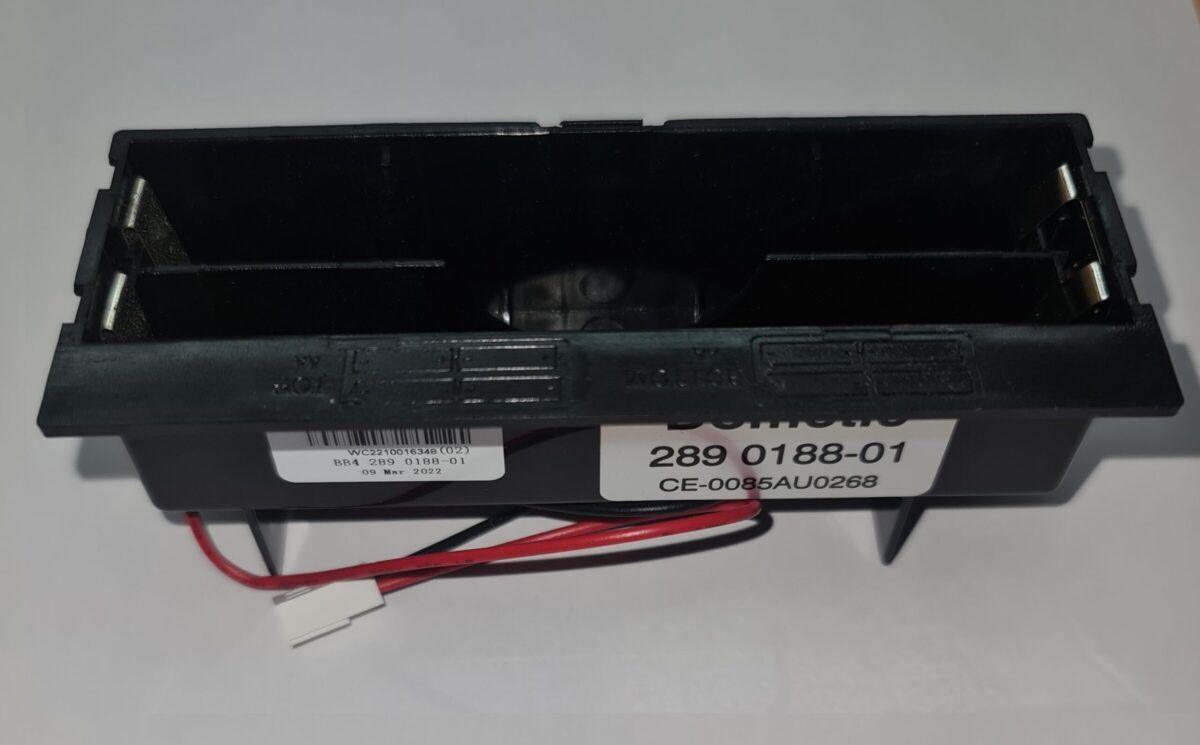 Porta pilas Dometic para frigorífico<br>ref: 10130